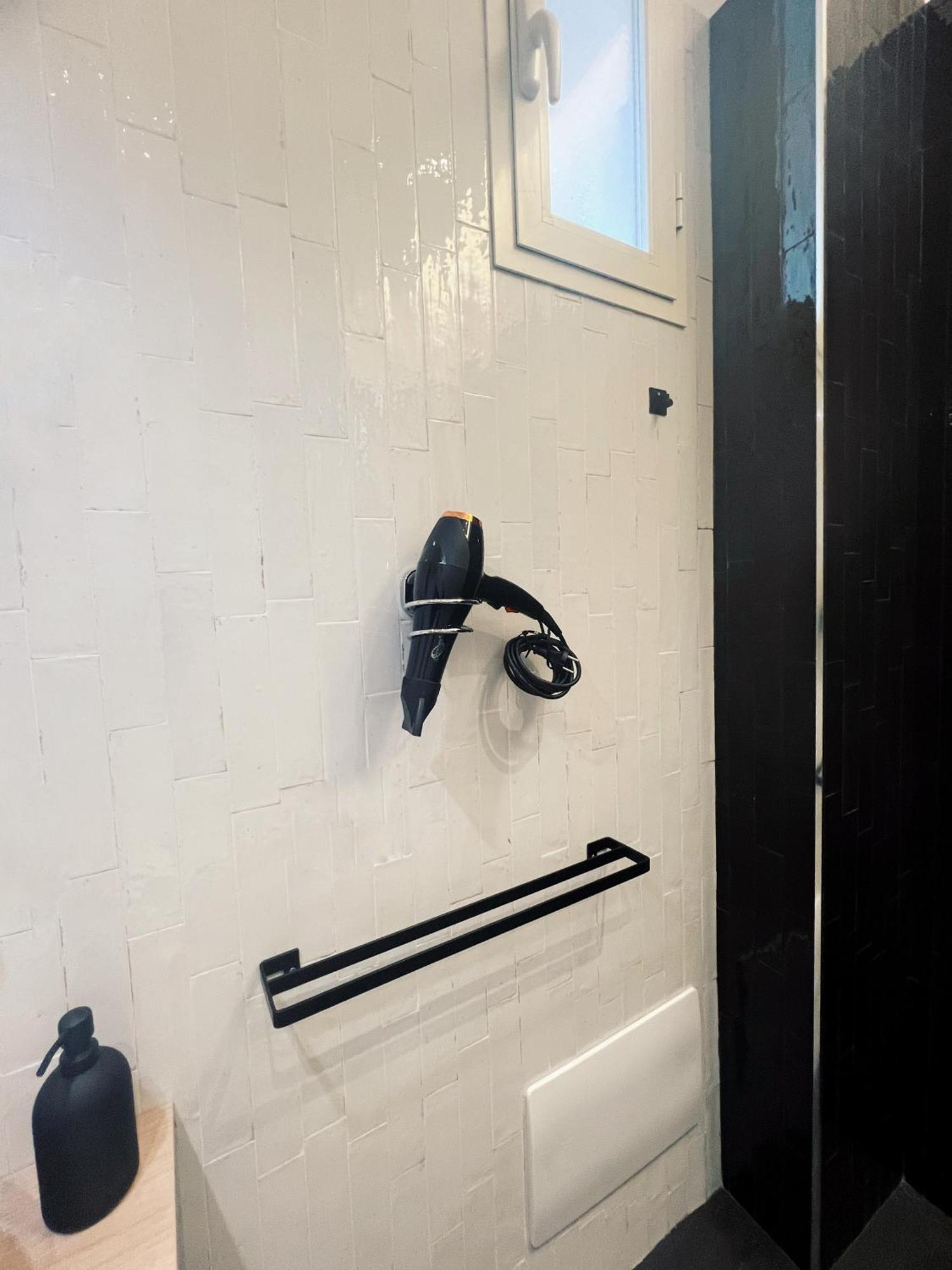 Lh51 Rooms Наполи Екстериор снимка